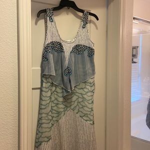 Adelyn Rae XS flowy midi dress